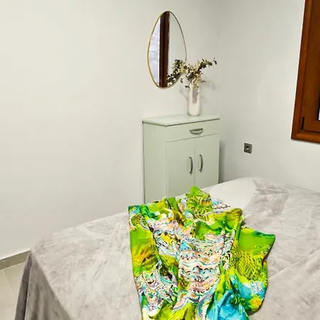 Barefoot Nest Дом отдыха Неа-Скиони